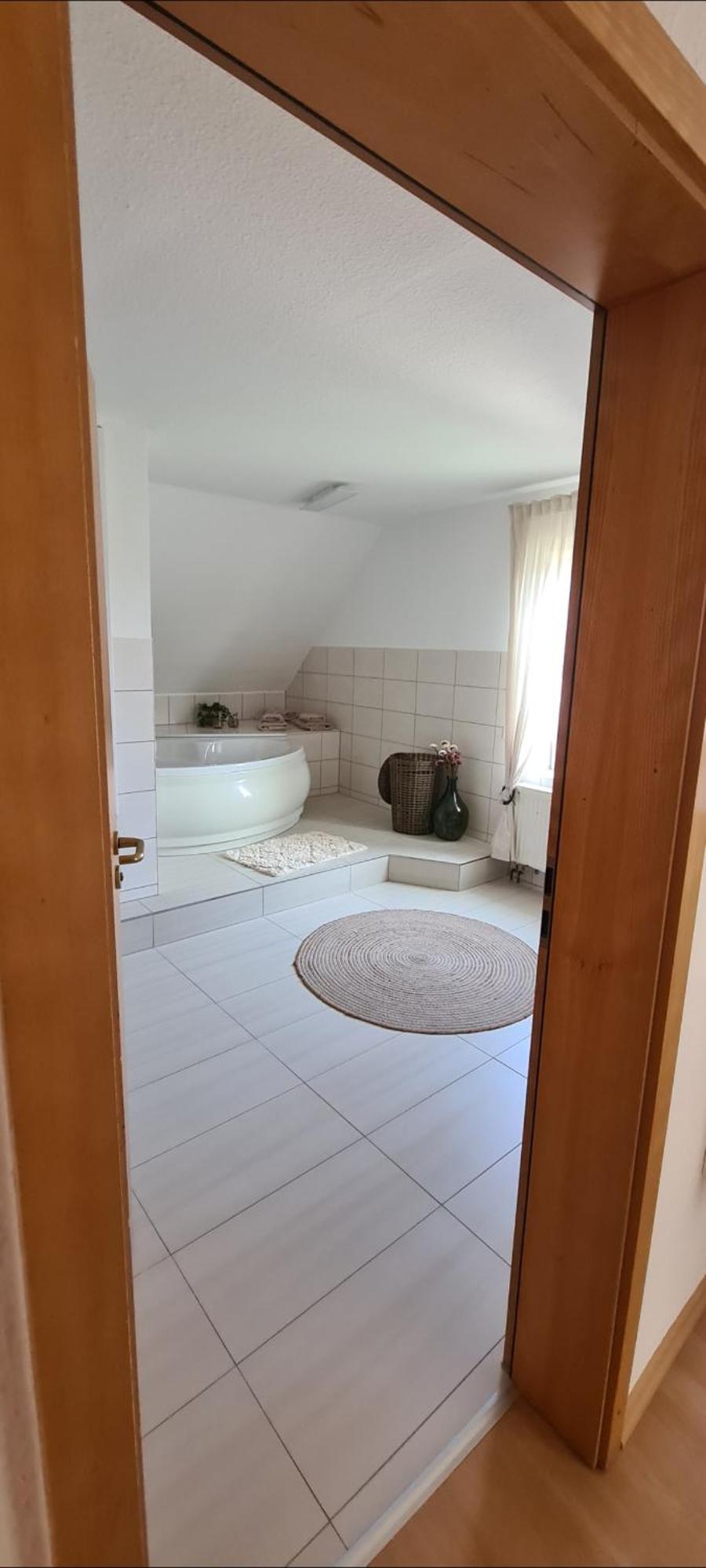 Stilvolle Ferienwohnung Free Parking, Space, Wlan Niestetal Luaran gambar