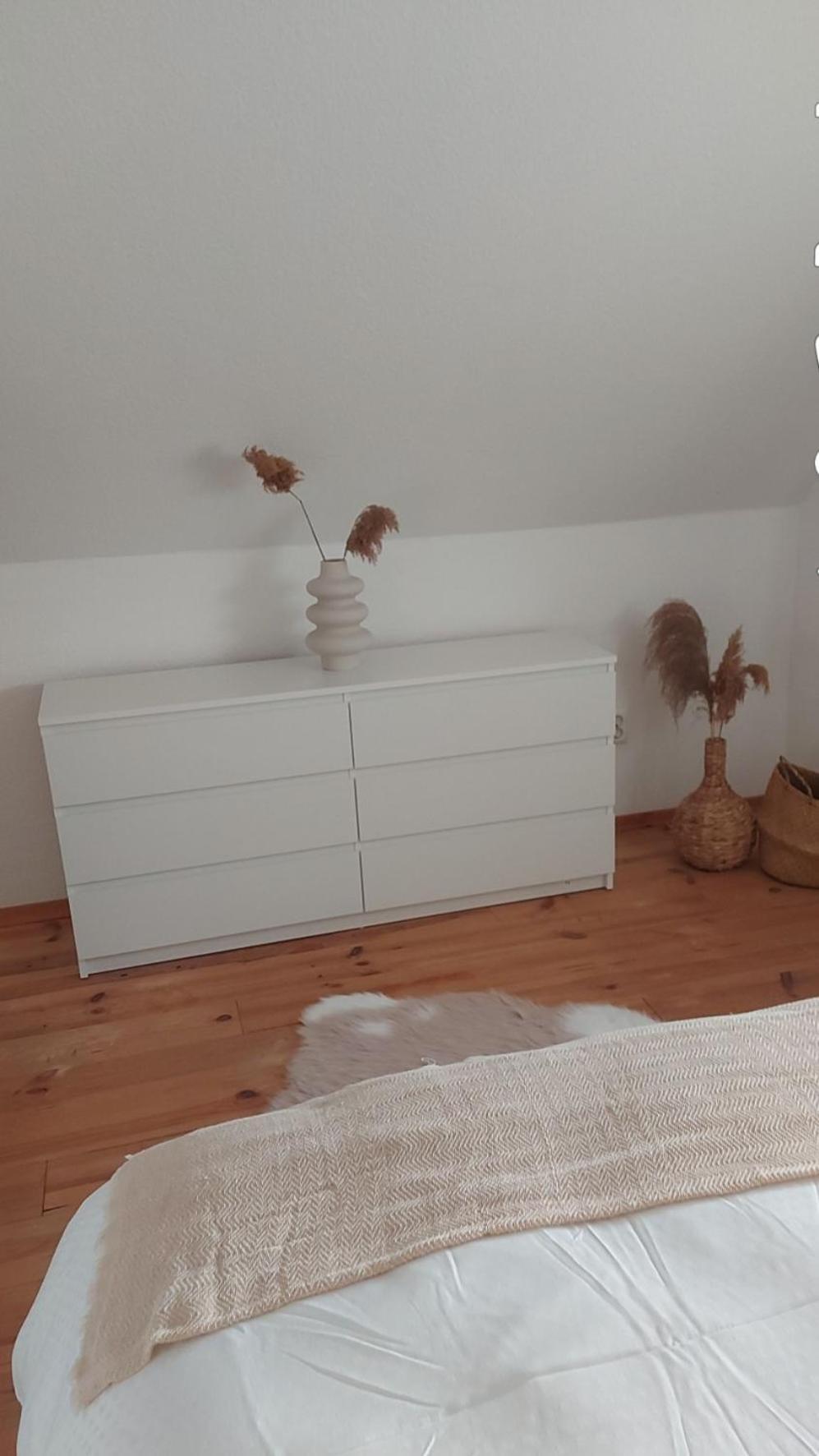 Stilvolle Ferienwohnung Free Parking, Space, Wlan Niestetal Luaran gambar